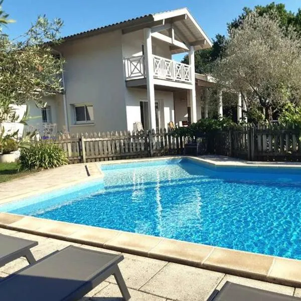 Chambre d'hôtes Landes - Le Clos des Oliviers – hotel w mieście Léon