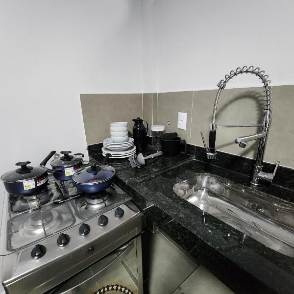 Microcasa Privativa 3 - Suíte Mobiliada Climatizada WiFi e Garagem Individual - Foto 3