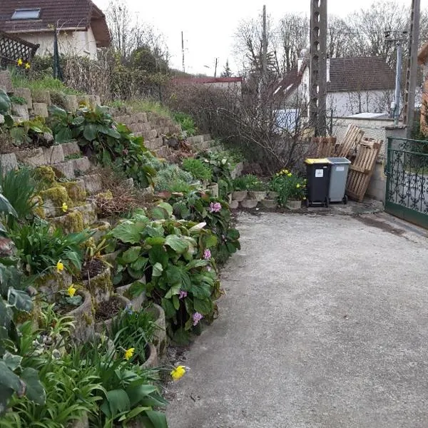 la Besotte 2 pièces 40 m2, hotel in Esbly