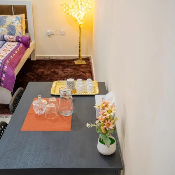 tourist Family and couple Rooms - Attached Washroom - VL02 baith al jannah LLC, hotel v destinaci Abu Dhabi