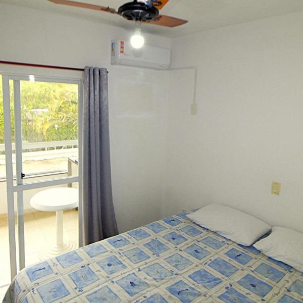 1045 - Apartamento no centro de Bombinhas a 50mts do mar - Foto 2