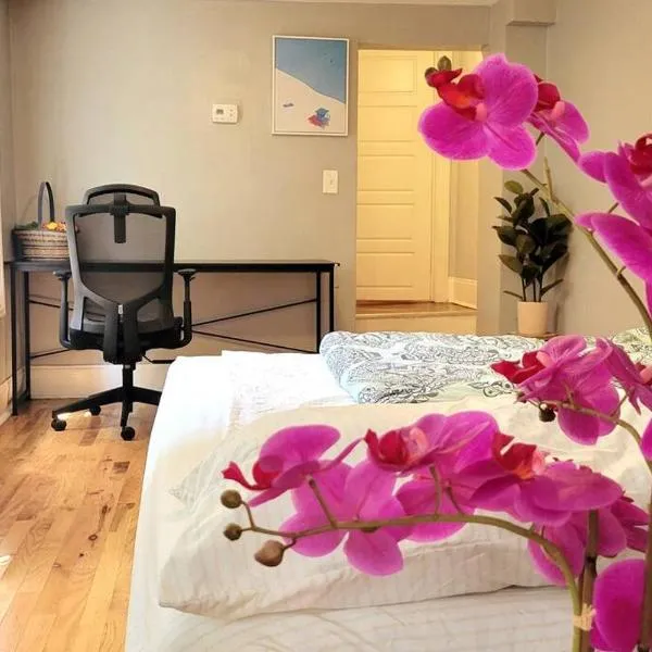 Entire House King Bed near Downtown Free Parking, hotel in Baltimore