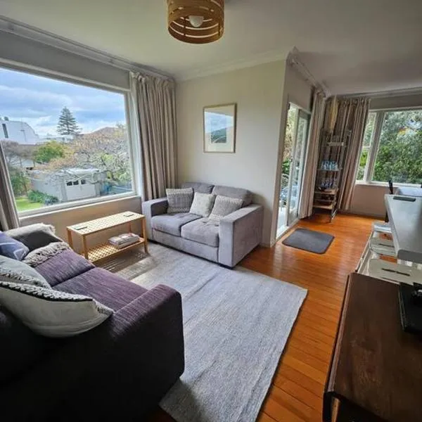 Mount view beach house, hotel v destinaci Mount Maunganui