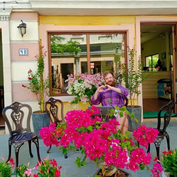 Sea Sunset Hotel Phu Quoc - Welcome to a mixing world of friends, hotel in Phu Quoc