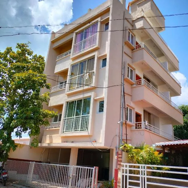 The Peace Home STAY, hotel v destinaci Kolhápur