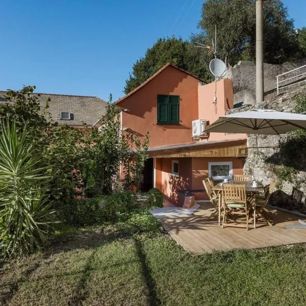 Casa Zaffe - relax ligure nel cuore di Sturla, hotel v Janově