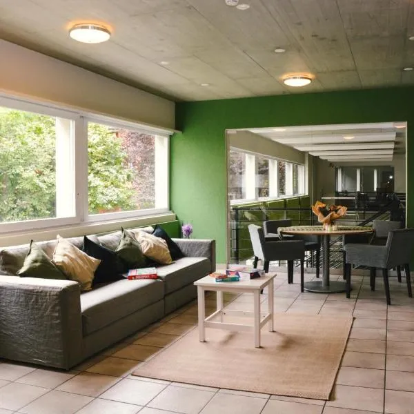 Alaïa Hostel, ξενοδοχείο σε Sion
