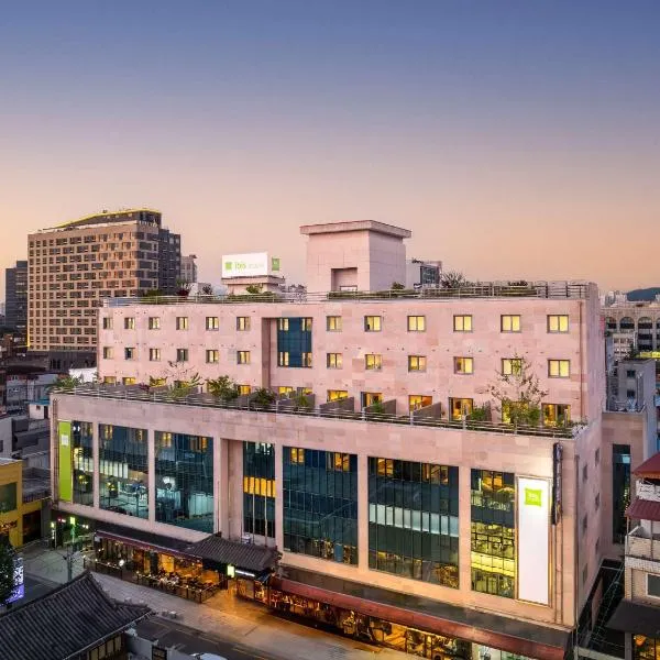 ibis Styles Ambassador Jeonju City Centre, hotel v destinaci Čondžu