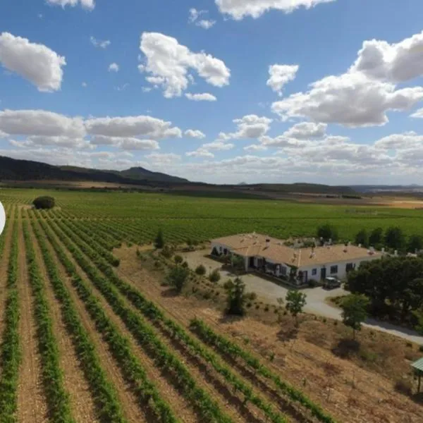 Finca El Romeral, hotel v destinaci Alpera