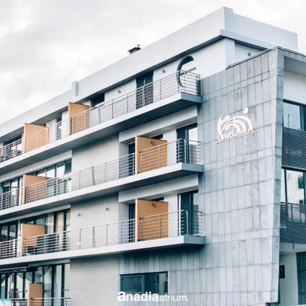 Anadia Atrium, готель у Фуншалі