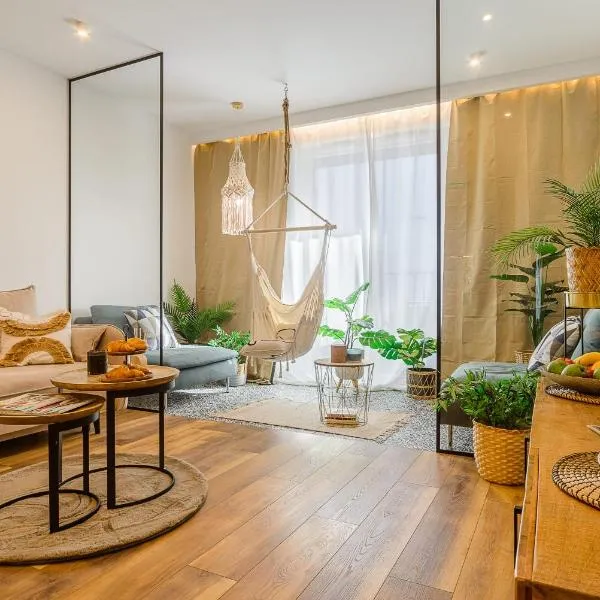 Lumina premium apartments with parking Manufactura, hotel i Łódź