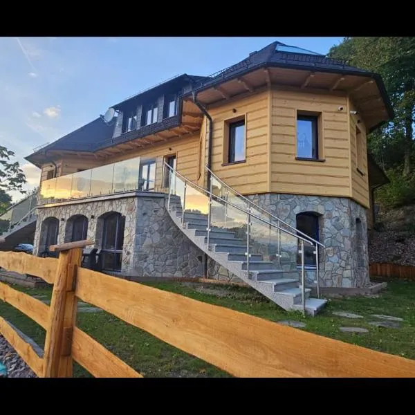Villa na pagórku Limanowa, hotel v destinaci Mordarka
