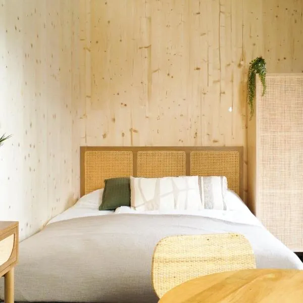 Hike & Bike Hotel, hotel v destinaci Noordwolde