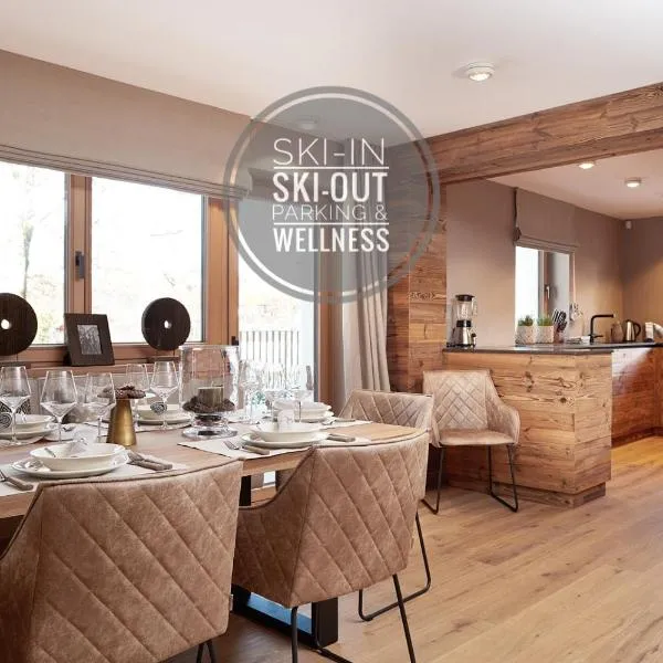 HAHNENKAMM SUITE Ski-in Ski-out direkt an der Hahnenkammbahn, hotel in Kitzbühel