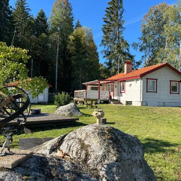 Husby, hotel v destinaci Färjan