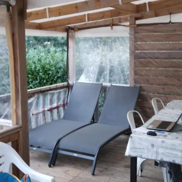 la réserve – hotel w mieście Gastes