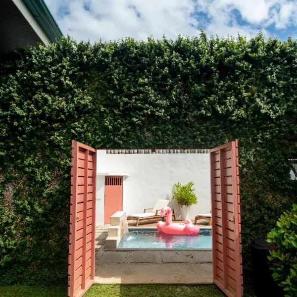 Hotel Por Que No?, hotel en Uvita