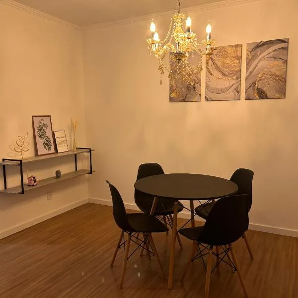 Apartamento inteiro aconchegante, hotel em Joinville