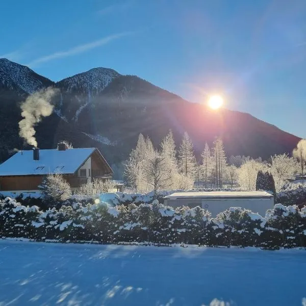 Appartement Bergsee SUN - am Wildsee - atemberaubende Aussicht, hotel v destinaci Seefeld in Tirol