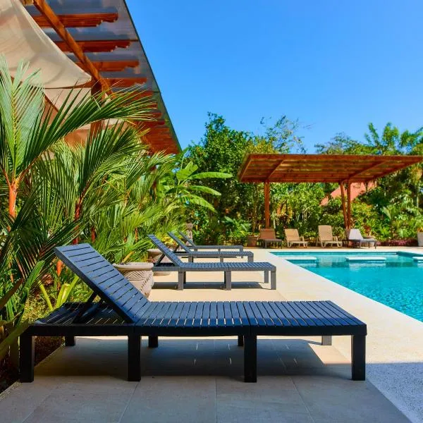 Casa Blossom - Beach Paradise Retreat, Fully Equipped, Holiday Home, hotel v destinaci Puerto Viejo