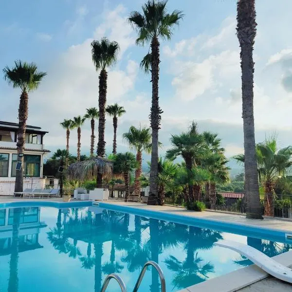 Palm House, hotelli kohteessa Lamezia Terme