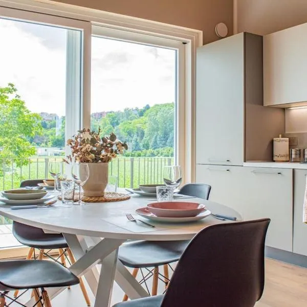 Casa Martinèt- Prestogioso 2 suite 2 bagni privati con terrazza 35m, hotel v destinaci Bra