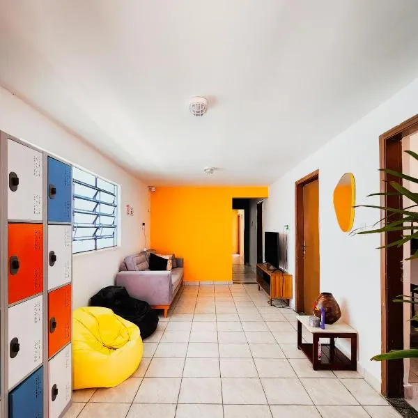 Trem Bão de Dormir Hostel, hotel v destinaci Recife