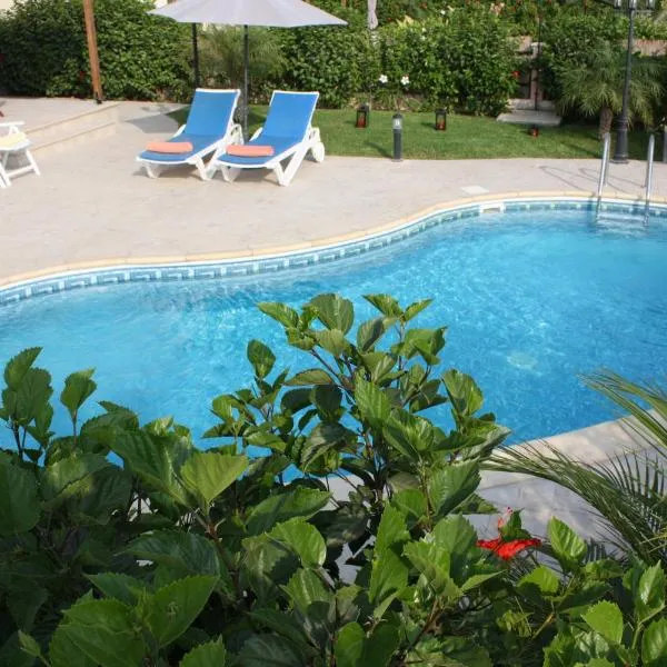 Bay Villas, hotel in Pissouri