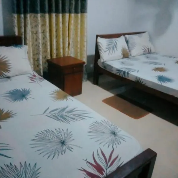 Chathuni Holiday Home, hotel v destinaci Anuradhápura