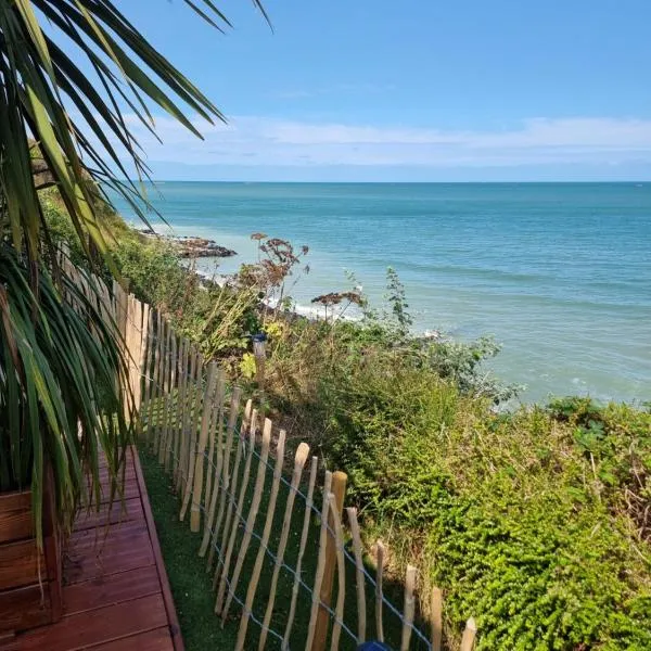 La Bayeuzen - La Mer, hotel u gradu Saint-Côme-de-Fresné