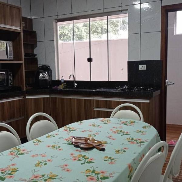 Casa Confortável arejada ar condicionado quente e frio 2 quartos ,2 banheiros ,2 vagas de garagem - Foto 4