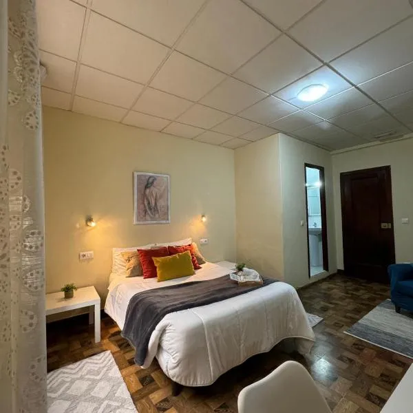 Hostal Real, hotel v destinaci Vigo