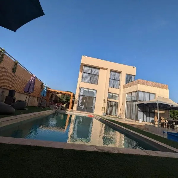 Aeropuerta Mini Villa - Private Layover near Amman Airport, hotell sihtkohas Al Qasţal