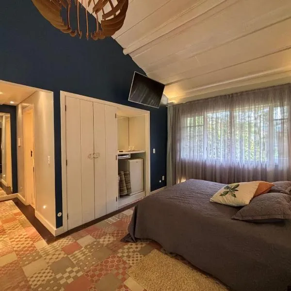 Auberge Suisse Pousada、ノバ・フリブルゴのホテル