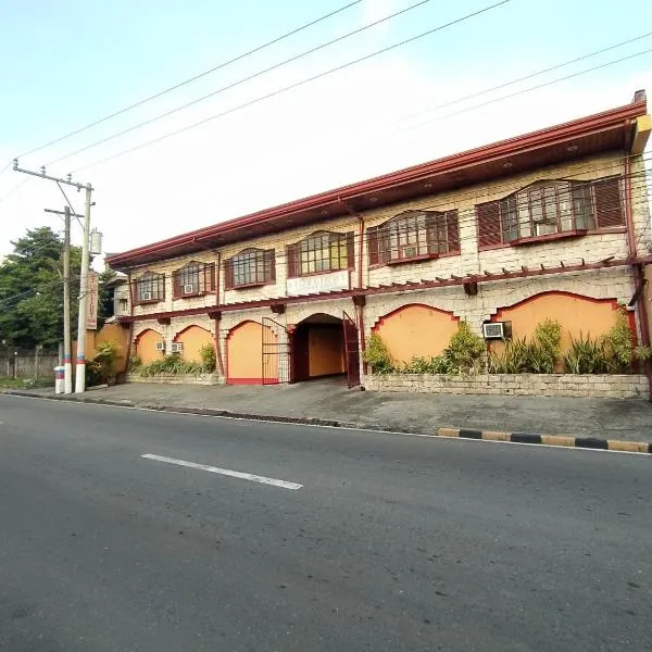 starlight lodging house, hotel v destinaci Laoag