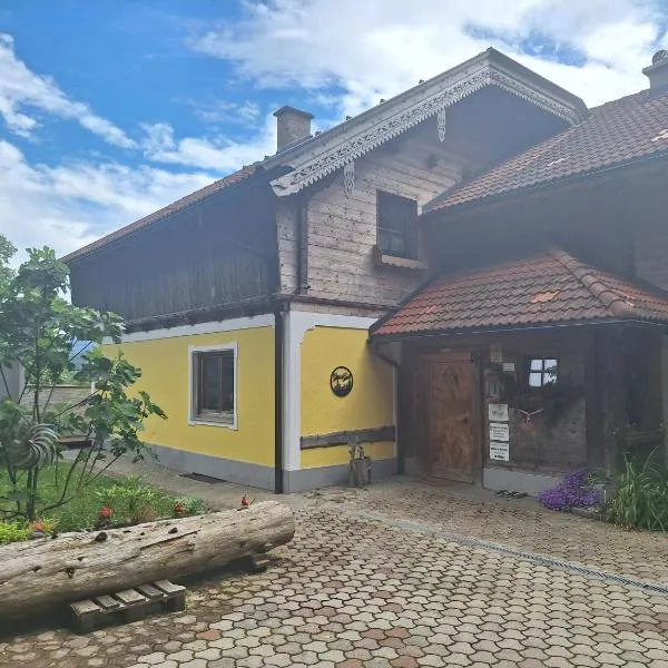 Ganzes Haus mit Almcharakter、Lieserbrückeのホテル