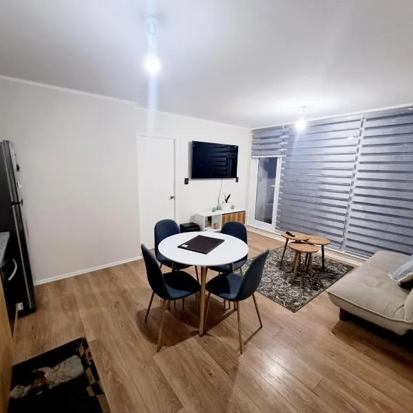 Comodo Dpto. 4to piso - 2P/2B Excelente Conectividad/Buen Sector - Brisas Del Sol、タルカワノのホテル