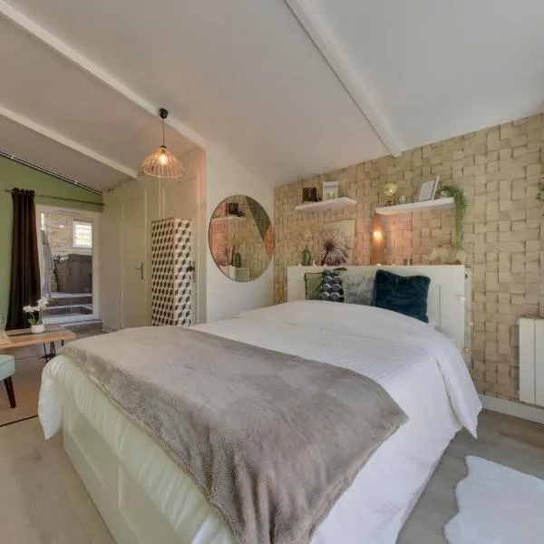 Entre Terre & Mer SPA, hotel in Sainte-Croix-Grand-Tonne