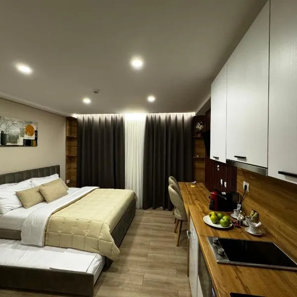 RoRa Studio Apartments, hotel v destinaci Yzberishti