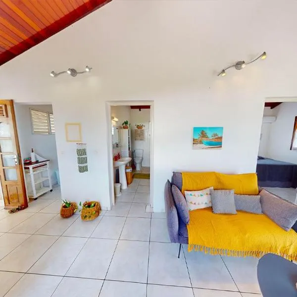 KARIFUNA-II, hotel in Baie Mahault