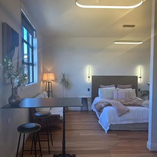 The Verdict, hotel in Martinborough 
