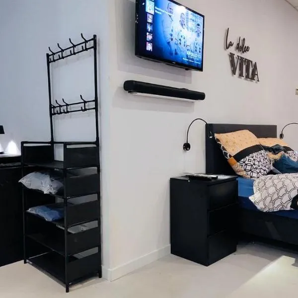 Ruime studio-appartement gelijkvloers, hotel en Zemst