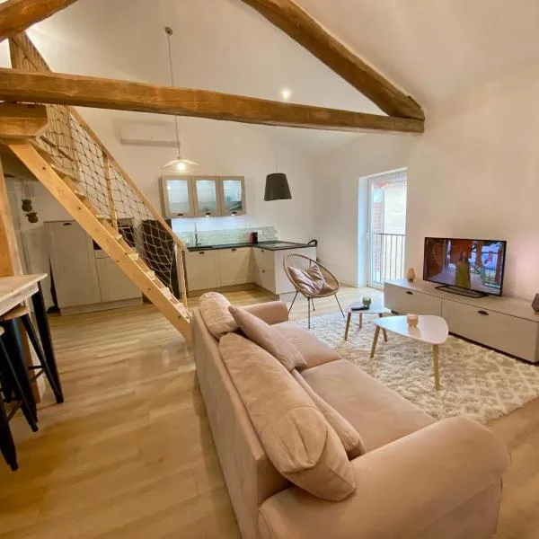 Le Loft de l Horloge, hotel v destinaci Lescure-dʼAlbigeois