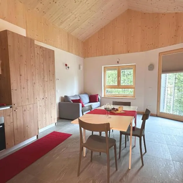 Chalet immerso nel verde, hotel v destinaci Madesimo