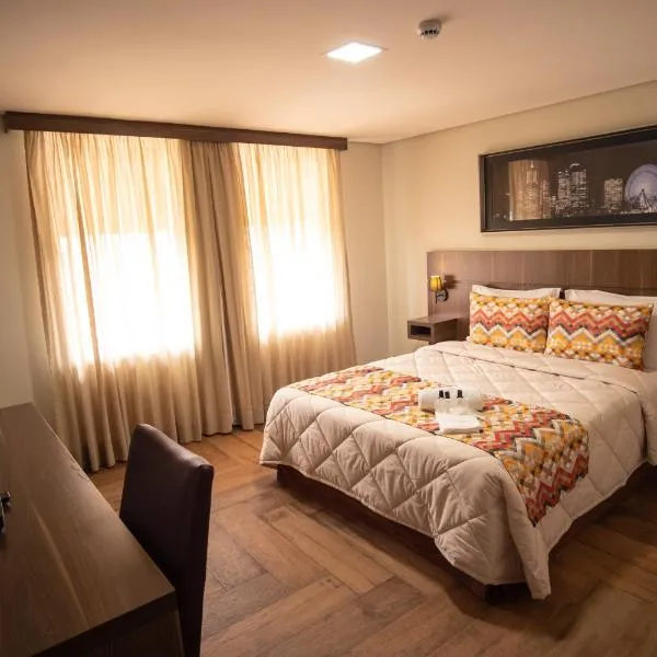 Padom Business Hotel, hotel em Bragança Paulista