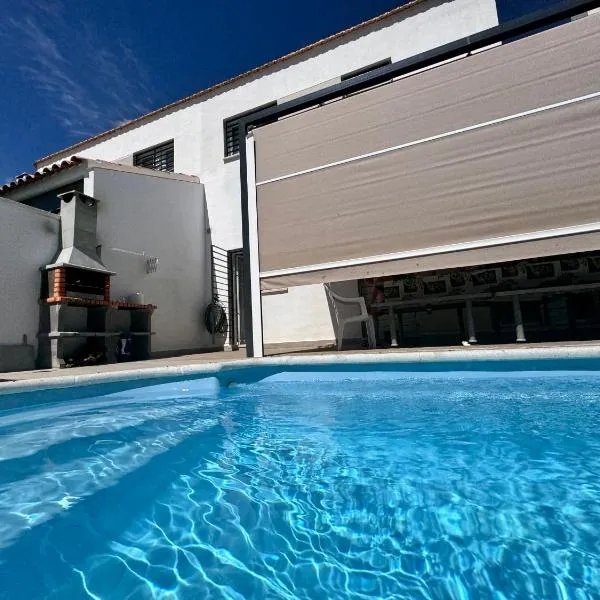 Casa Rural Cascadas del Hueznar, hotel en San Nicolás del Puerto