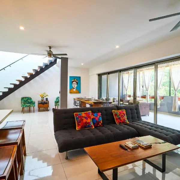 Villa Ewa - Private pool, high-speed internet, modern style, perfect for families and digital nomads、トゥルムのホテル