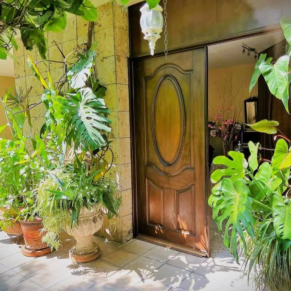 Dickinson Guest House, Guadalajara Expo, hotel in Guadalajara