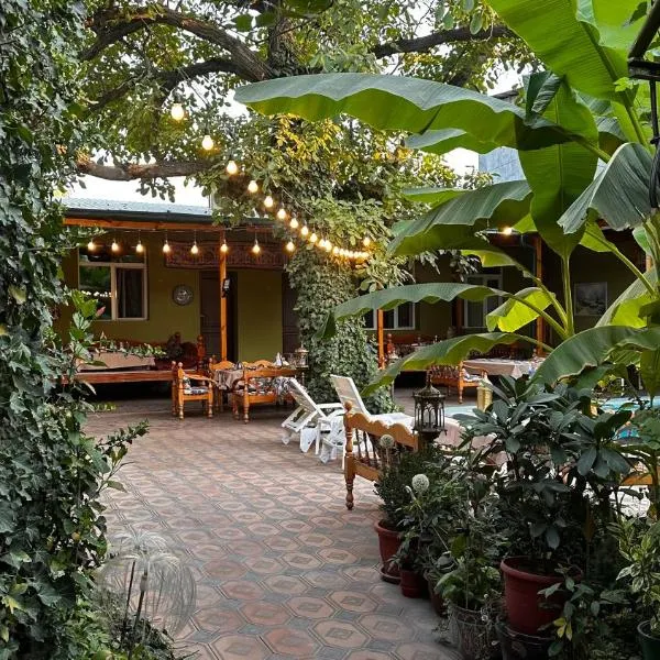 Green Yard boutique guesthouse, hotel in Tashkent
