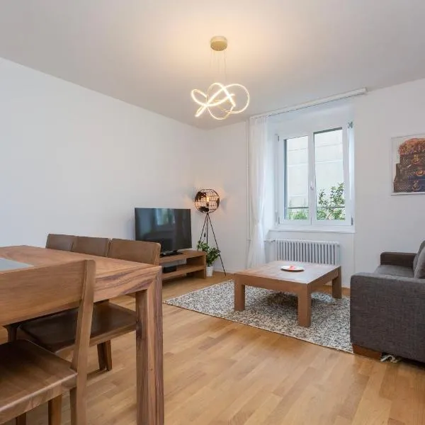 KAYA Zurich Apartment 1B - Deluxe 2BR Downtown Apt, hotel v Curychu